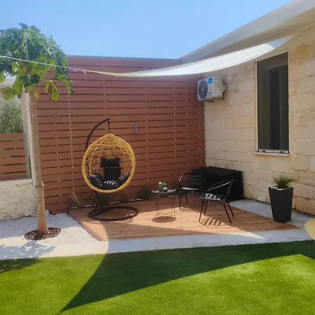 Patrelaki Stone Chania With Private Yard * Chania (Crete)