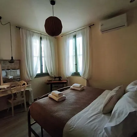 Holiday home Patrelaki Stone Chania With Private Yard