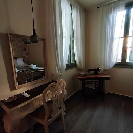 Holiday home Patrelaki Stone Chania With Private Yard *