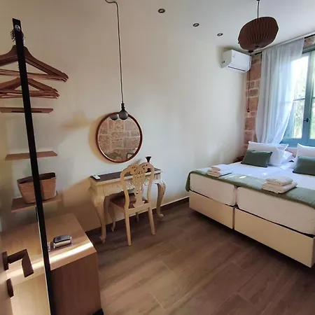 Patrelaki Stone Chania With Private Yard Holiday home